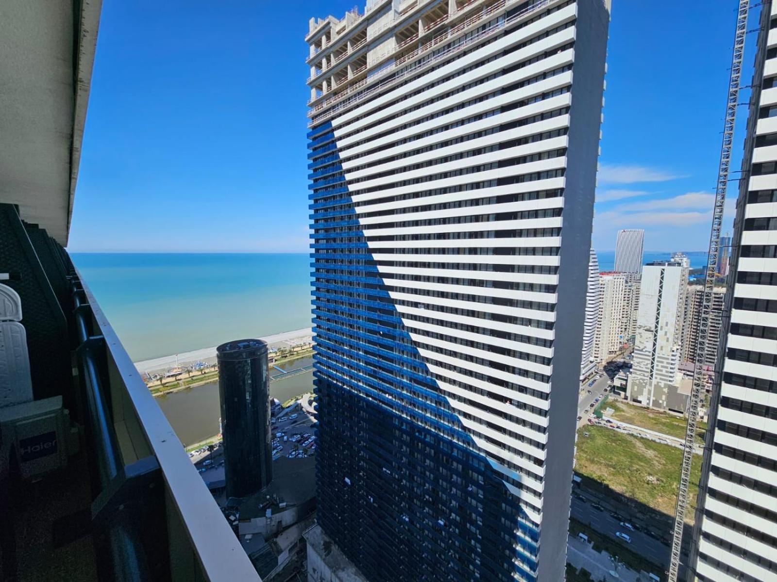 Orbi City Tower Best Apartment In Batumi Zewnętrze zdjęcie